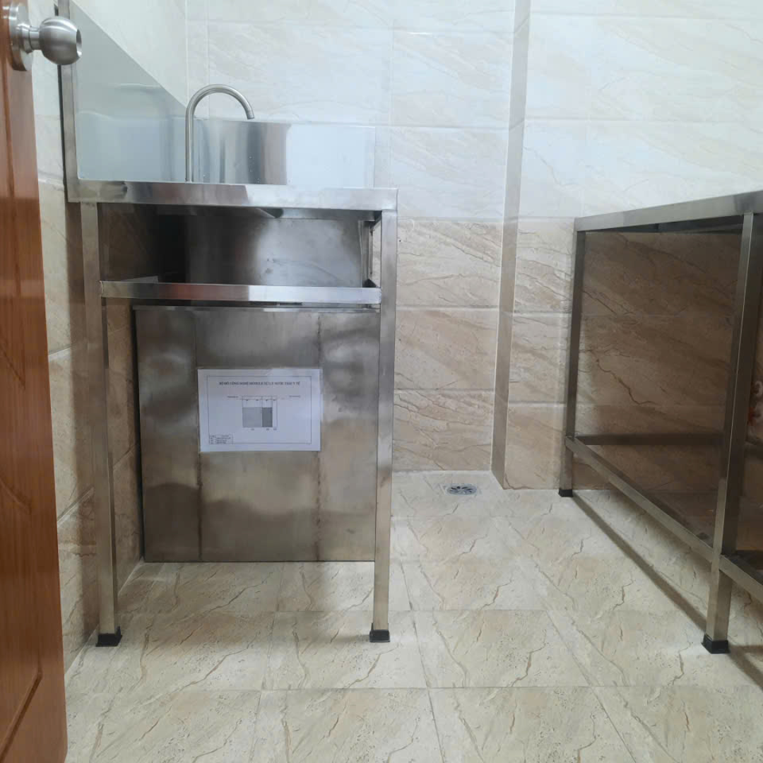 may-xu-ly-nuoc-thai-y-te